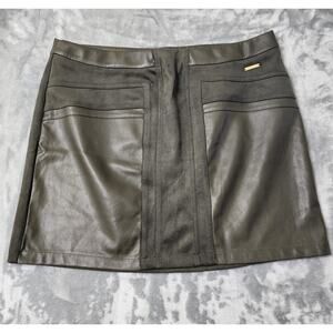 Andrew Marc NY Skirt Womens XL Green Faux Suede Leather Mini Pull On Stretch